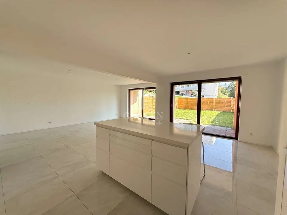 3,5 Zimmer Wohnung renoviert mit großem Außenbereich – Foto 5 von 13