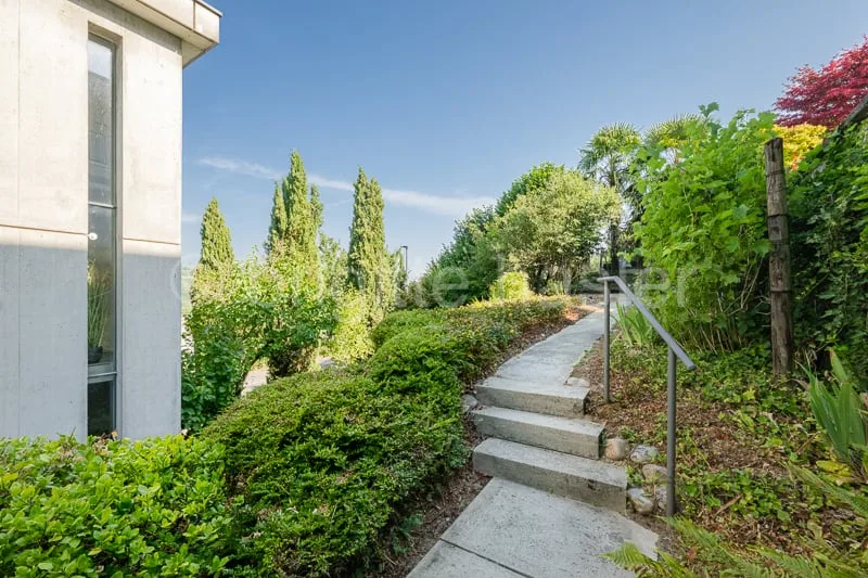 Haus Alder: Repräsentative Liegenschaft an begehrter Wohn- und Aussichtslage – Foto 3 von 14