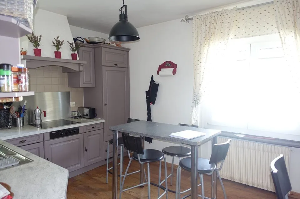 Les Bois - Einfamilienhaus mit 2 unabhängigen Wohnungen und Doppelgarage – Foto 10 von 14