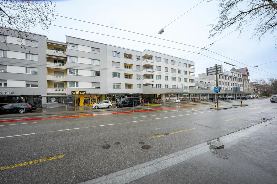 Compatto e vicino alla città - appartamento 2.5 locali al Silberturm – foto 2 di 8