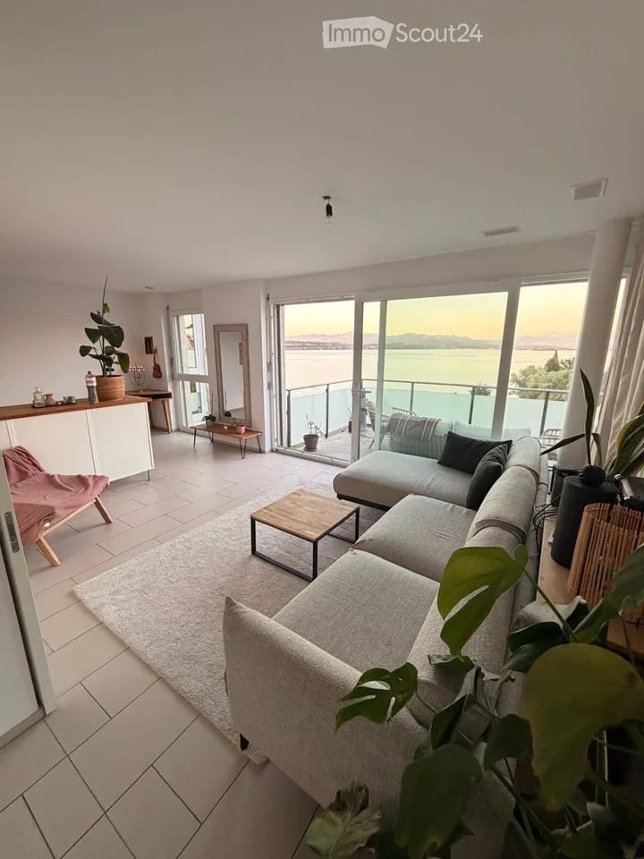 Moderne Wohnung mit atemberaubender Seesicht (befristet) – Foto 4 von 5