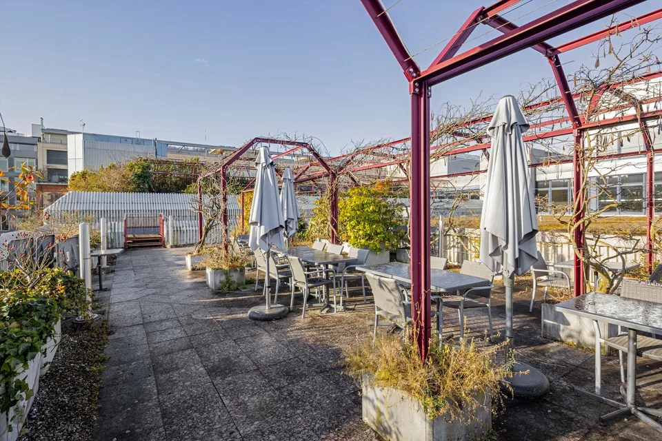 Sofort durchstarten: Gastrofläche mit Produktionsküche und Dachterrasse – Foto 7 von 8