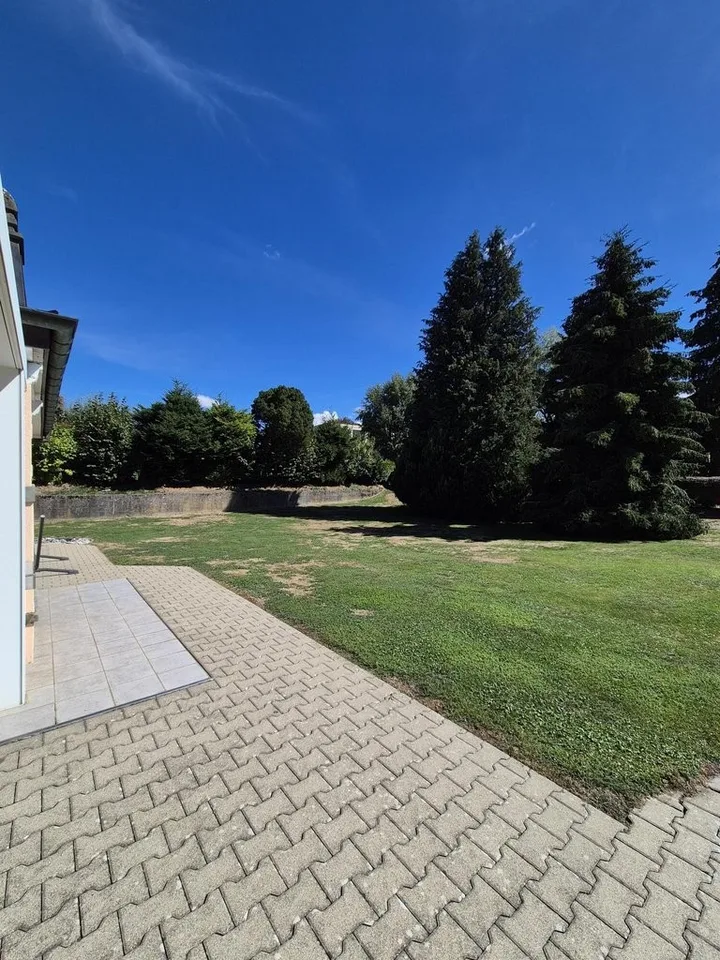 EPENDES (DE) - Einzelvilla mit großem Garten – Foto 8 von 12