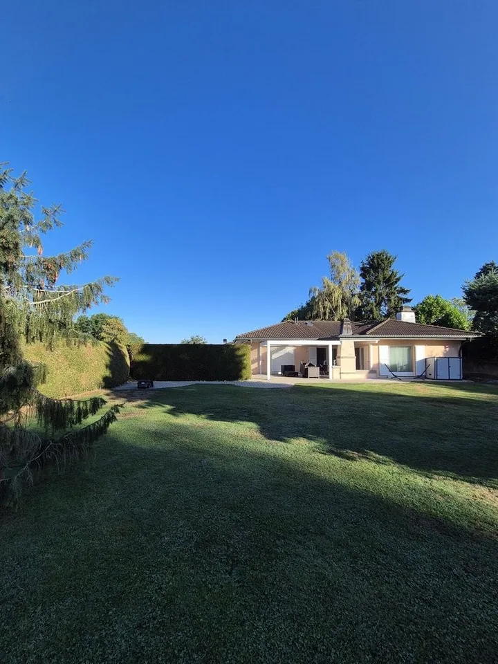 EPENDES (DE) - Einzelvilla mit großem Garten – Foto 3 von 12