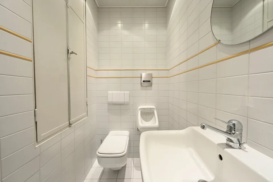 Gewerberaum inkl. Garage und eigenem Vorplatz zu vermieten – Foto 8 von 12