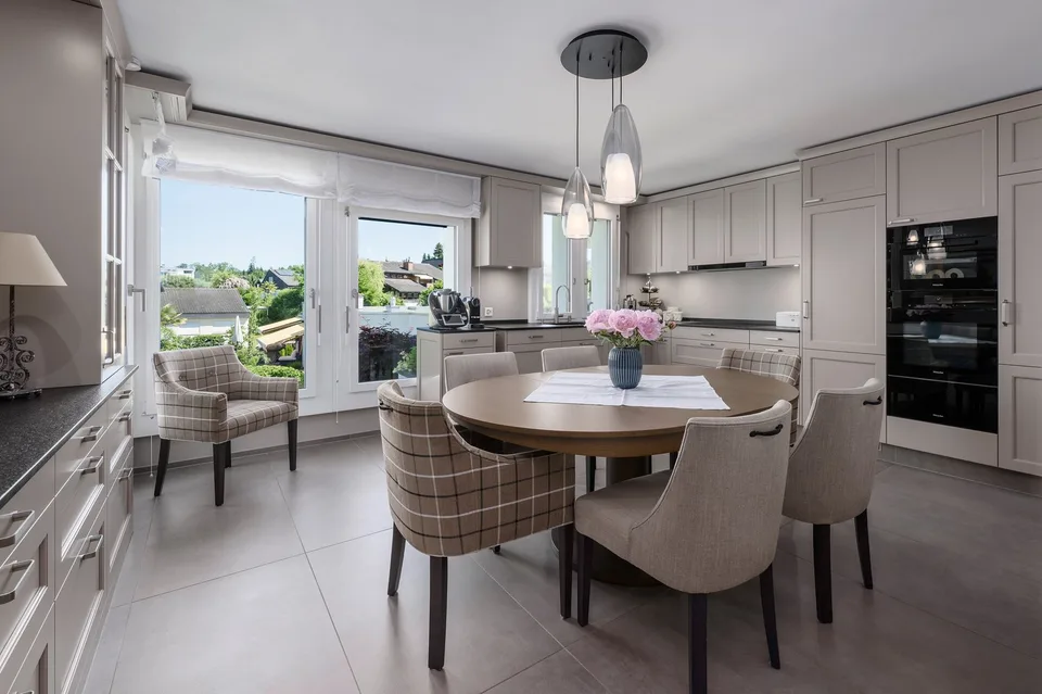 Exklusives Terrassenhaus mit Seesicht – Foto 3 von 8