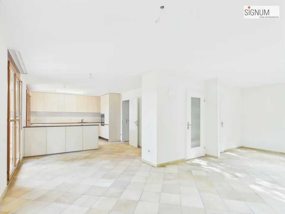 Casa unifamiliare ristrutturata, adatta alle famiglie con giardino a Binningen – foto 4 di 18