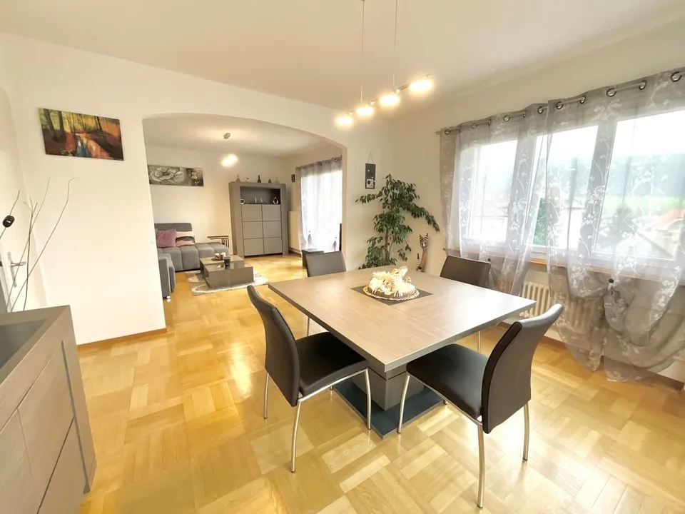 Wohnung 3,5 Zimmer mit 80 m² und Balkon – Foto 3 von 9