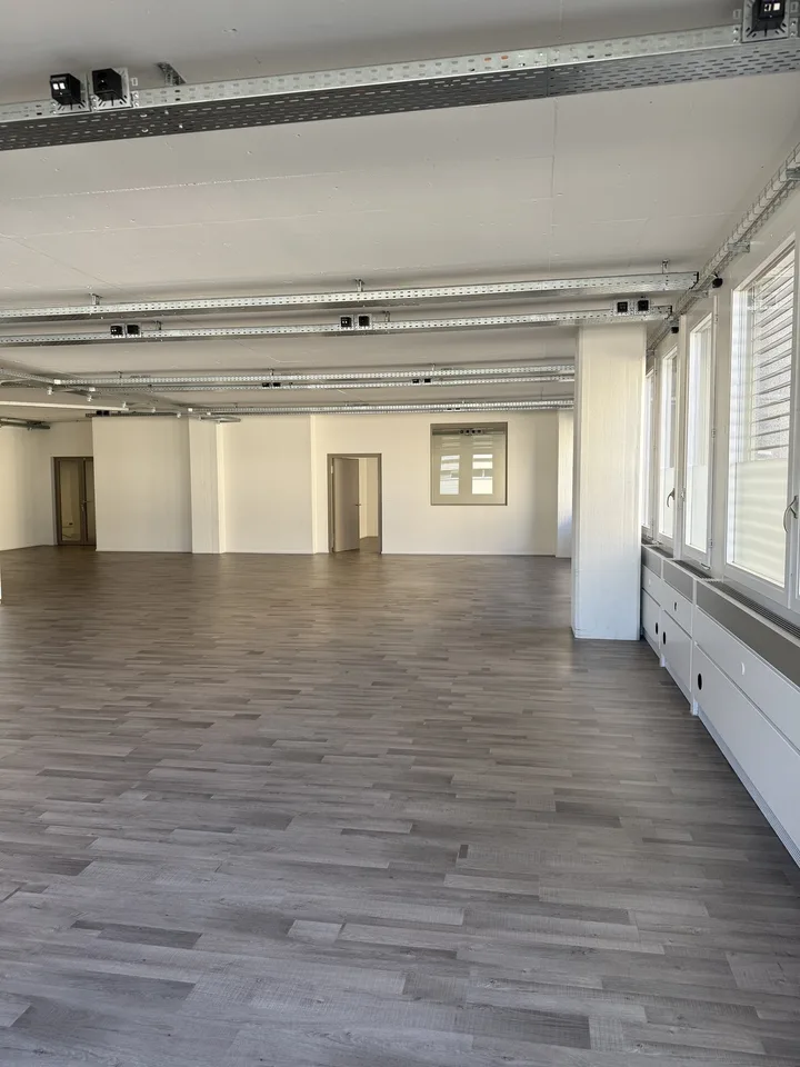Zone Élargie - Emménager, Commencer – photo 7 sur 8