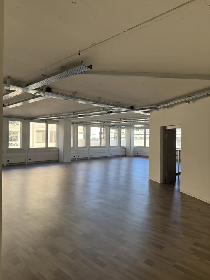 Zone Élargie - Emménager, Commencer – photo 2 sur 8