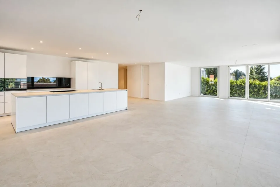 Exklusives Wohnen mit Seesicht - grosszügige 4.5-Zimmerwohnung – Foto 3 von 18