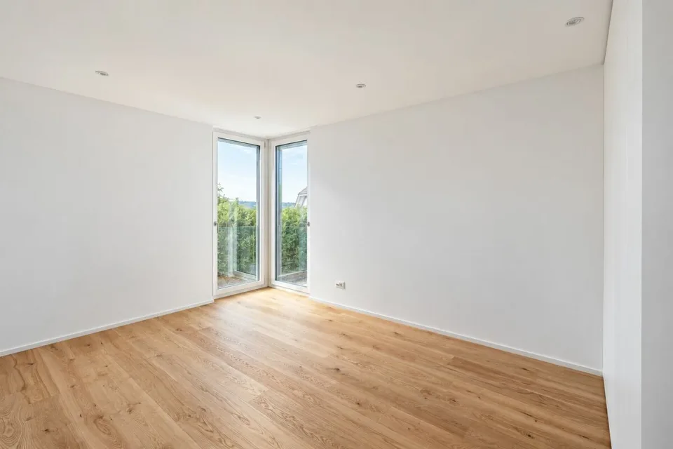 Exklusives Wohnen mit Seesicht - grosszügige 4.5-Zimmerwohnung – Foto 12 von 18