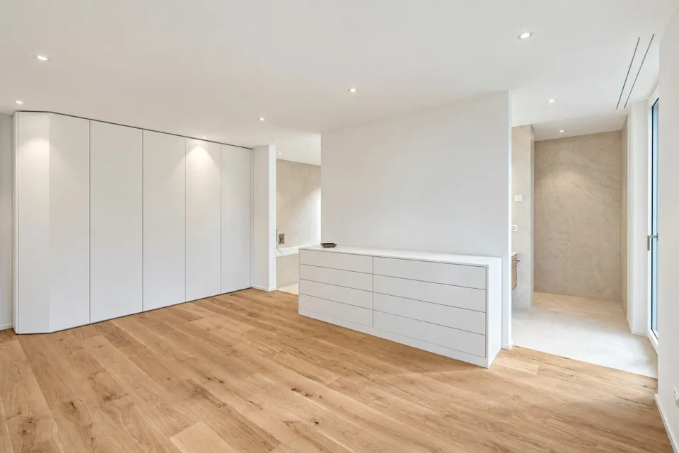 Exklusives Wohnen mit Seesicht - grosszügige 4.5-Zimmerwohnung – Foto 10 von 18