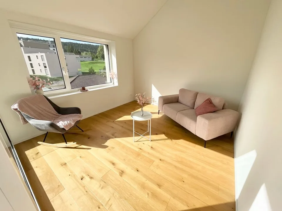 Neue 3.5-Zimmer-Wohnungen mit Loggia - Modernes und ökologisches Gebäude im Dorfzentrum – Foto 2 von 13