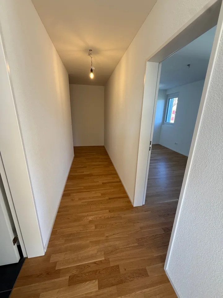 Moderne 2.5-Zimmer-Wohnung mit Bergblick in Rebstein – Foto 8 von 10