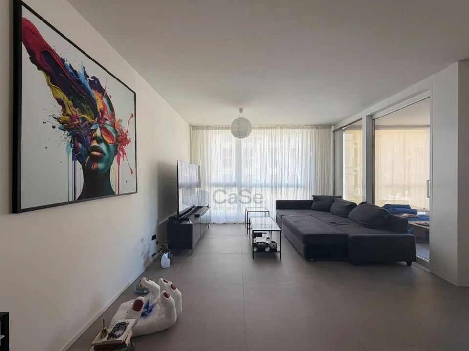 BELLINZONA ZENTRUM - 2,5 ZIMMER MODERN, GROßE TERRASSE – Foto 4 von 16