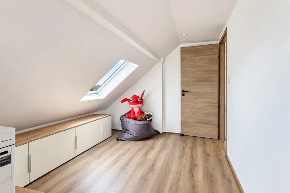 Einfamilienhaus mit 5 Zimmern in Kembs – Zu verkaufen – Foto 11 von 28