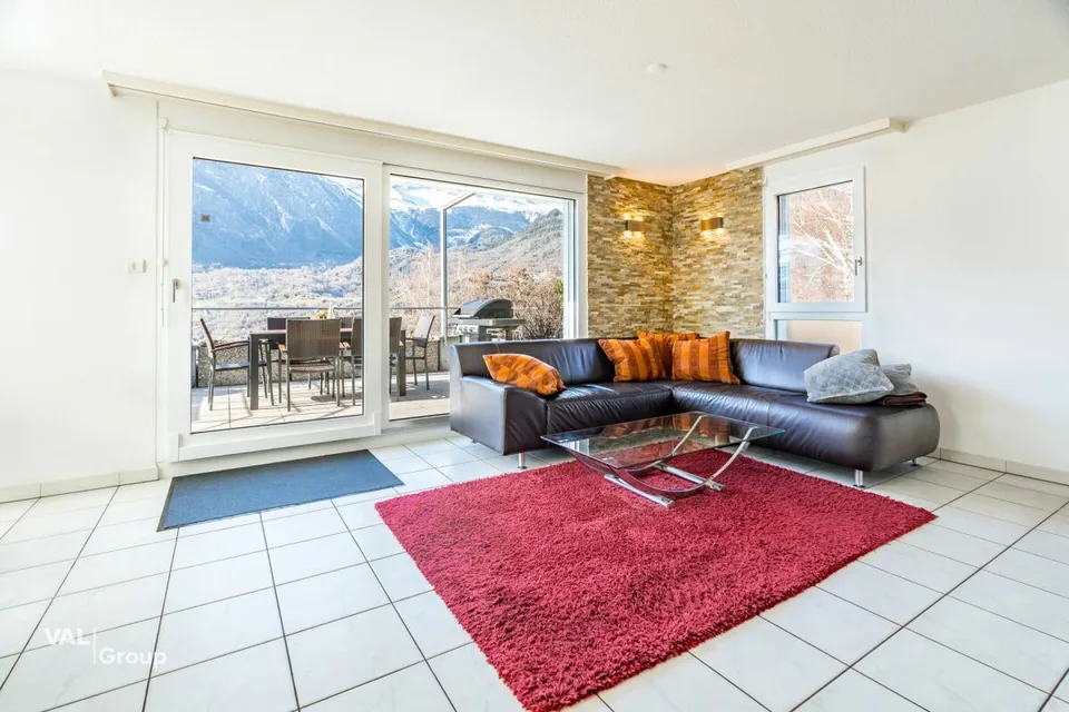 Tanto spazio per vivere: Appartamento con grande terrazza e privacy – foto 2 di 23