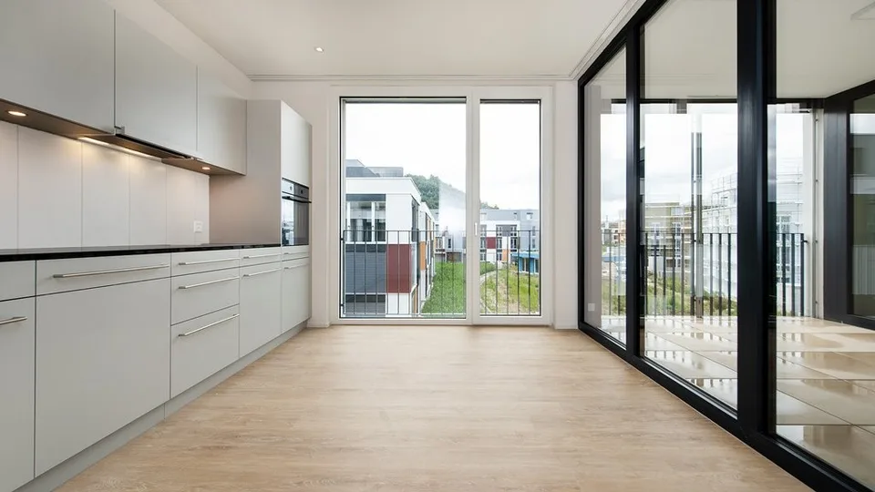 Appartement spacieux 3.5 pièces dans un quartier familial – photo 2 sur 7