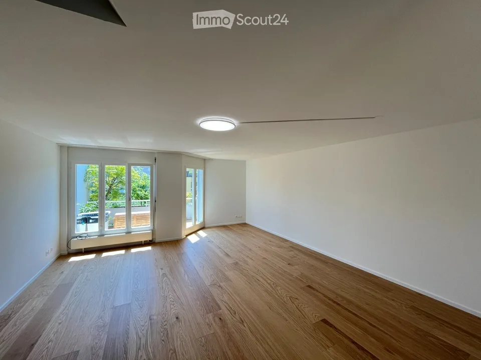 Attraktive 4.5-Zimmer-Maisonettewohnung – Foto 2 von 5