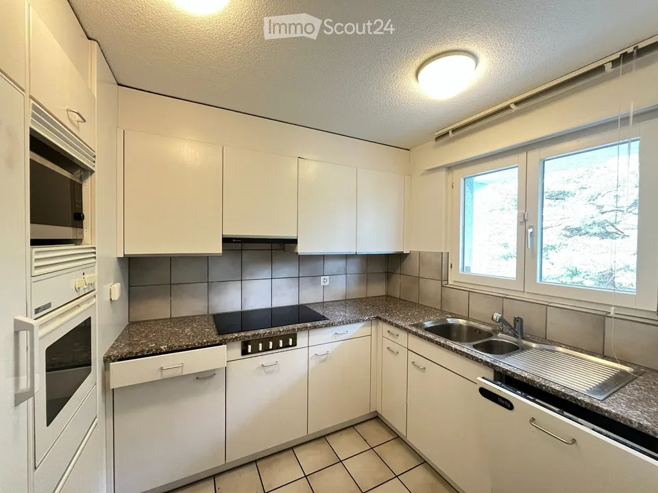 Attraktive 4.5-Zimmer-Maisonettewohnung – Foto 4 von 5