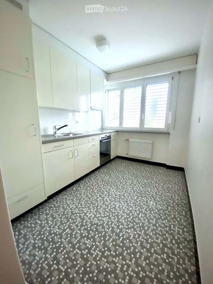 Appartement ensoleillé, central 3 pièces Wilerstr. 69, Flawil – photo 3 sur 5