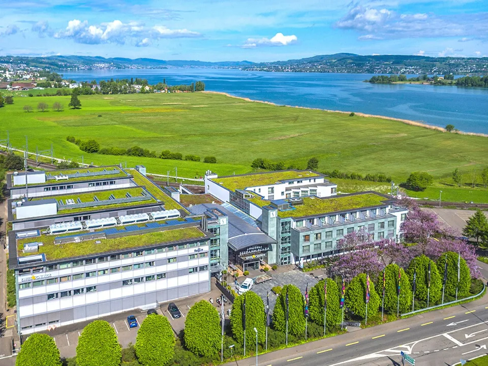 Exklusives Wohnen am Zürichsee mit Seesicht & Hotelkomfort | 2.5-4.5 Zimmer – optional vollmöbliert – Foto 8 von 9