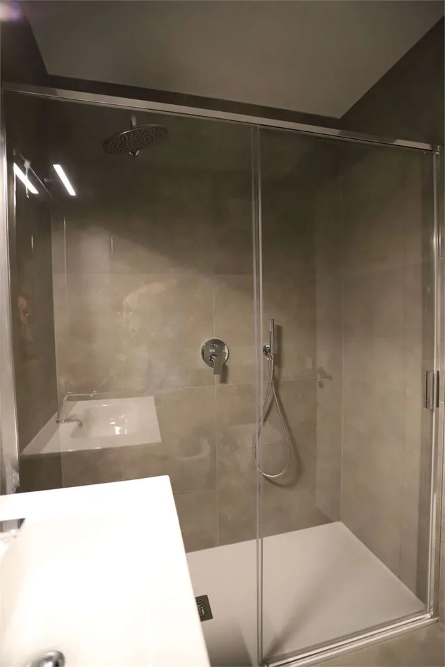 NEUE ZWEIZIMMERWOHNUNG ZU VERMIETEN - SORENGO TASSINO – Foto 9 von 12