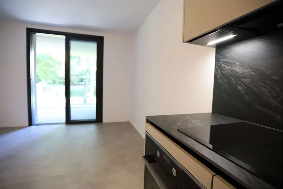 NEUE ZWEIZIMMERWOHNUNG ZU VERMIETEN - SORENGO TASSINO – Foto 3 von 12