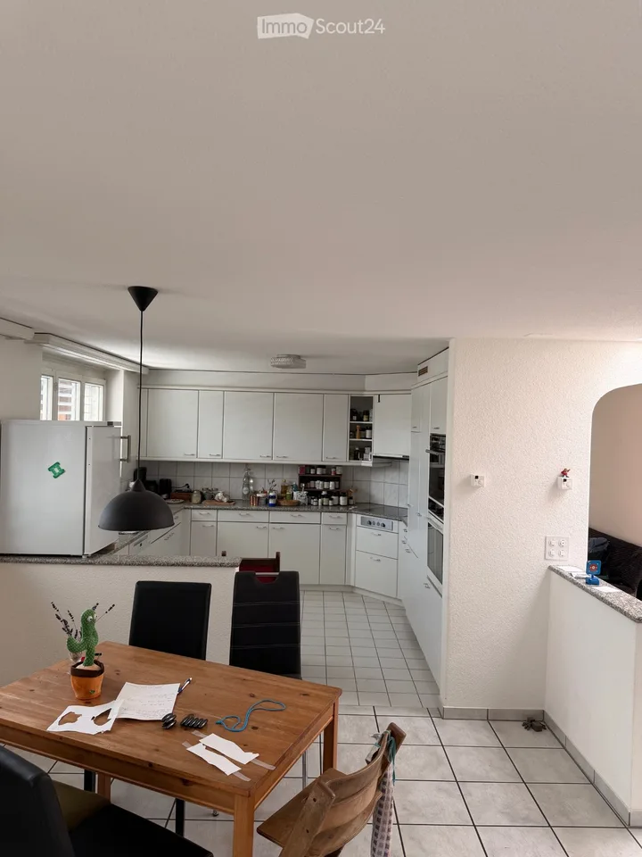 2 gr. Zimmer (in WG) – Foto 3 von 4