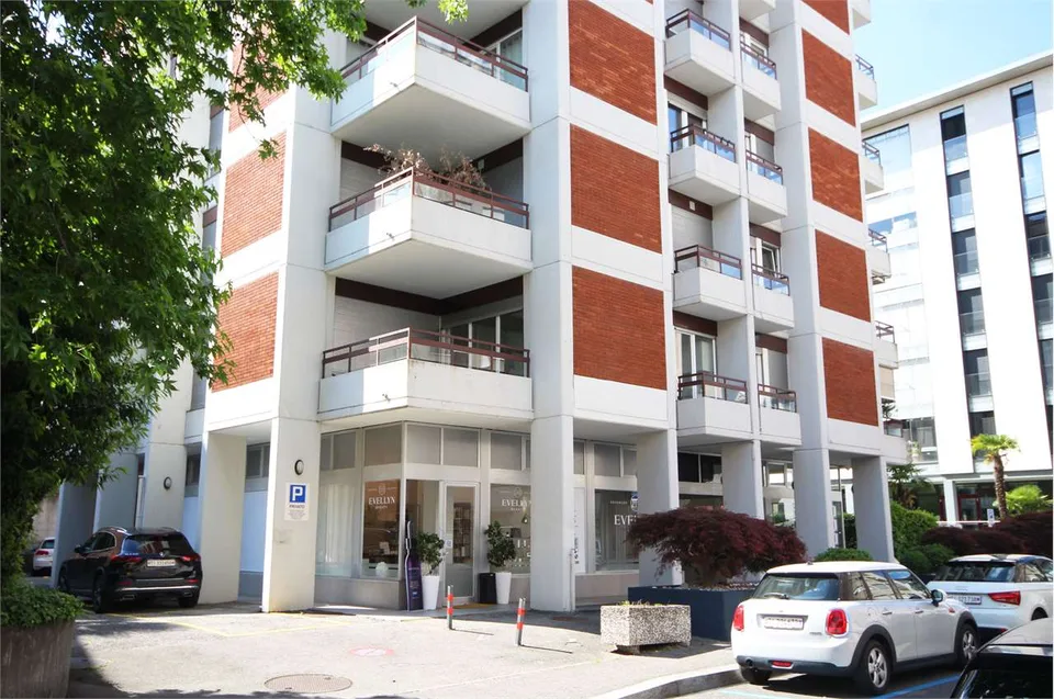 Lugano: attico panoramico di 2,5 locali con terrazza in prossimità del – foto 9 di 9