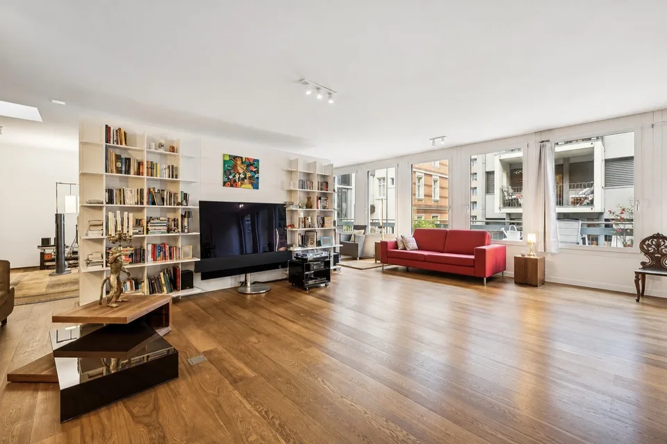 Loft avec terrasse sur le toit impressionnante à Gundeli – photo 3 sur 9