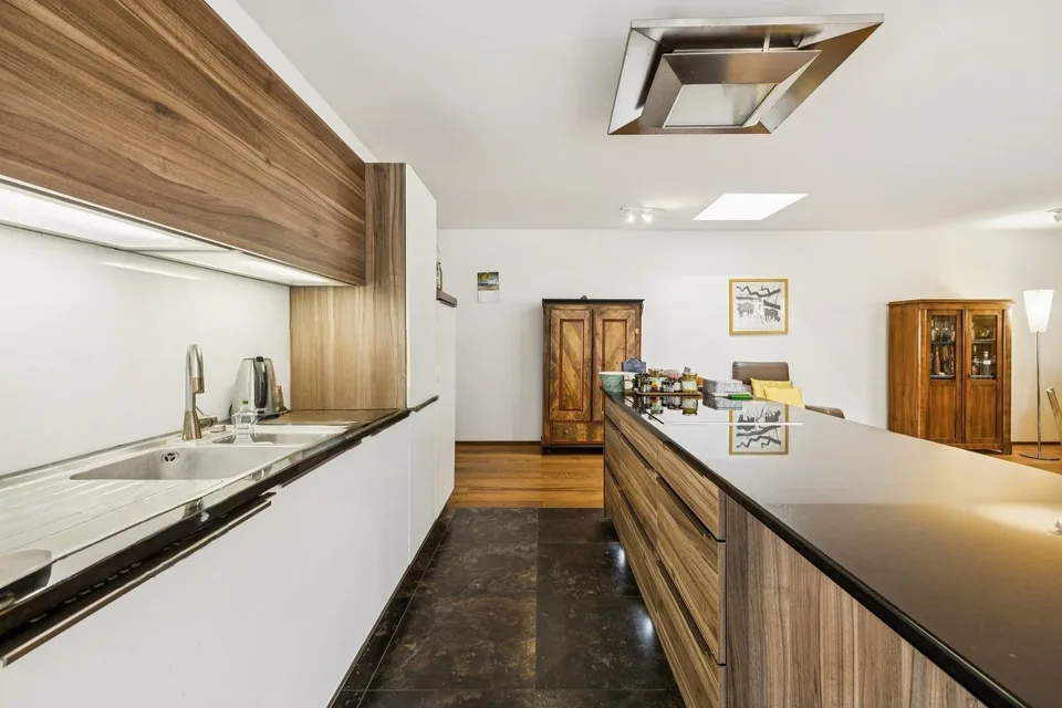 Loft avec terrasse sur le toit impressionnante à Gundeli – photo 4 sur 9