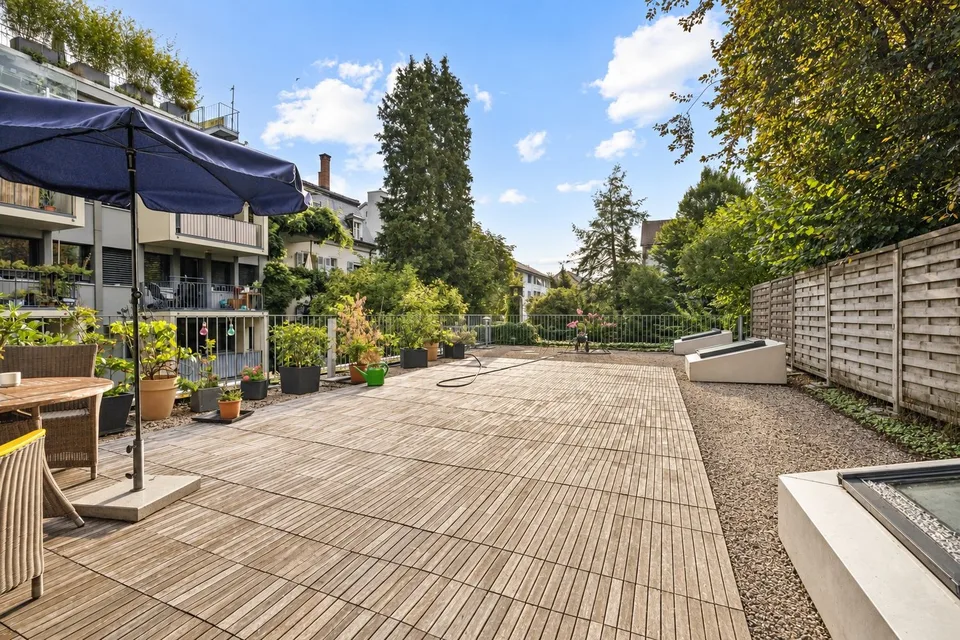 Loft avec terrasse sur le toit impressionnante à Gundeli – photo 7 sur 9