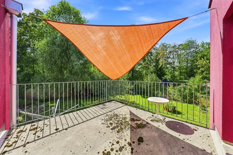 5.5 Zimmer Einfamilienhaus in Langnau im Emmental – Foto 3 von 13