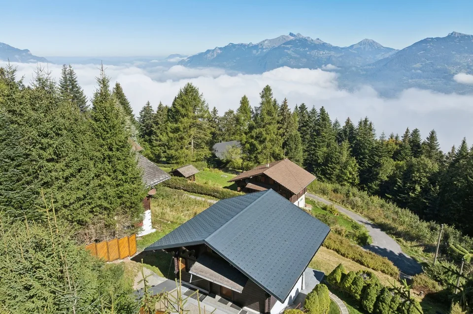 Chalet completely renovated in Les Giettes – photo 2 of 13