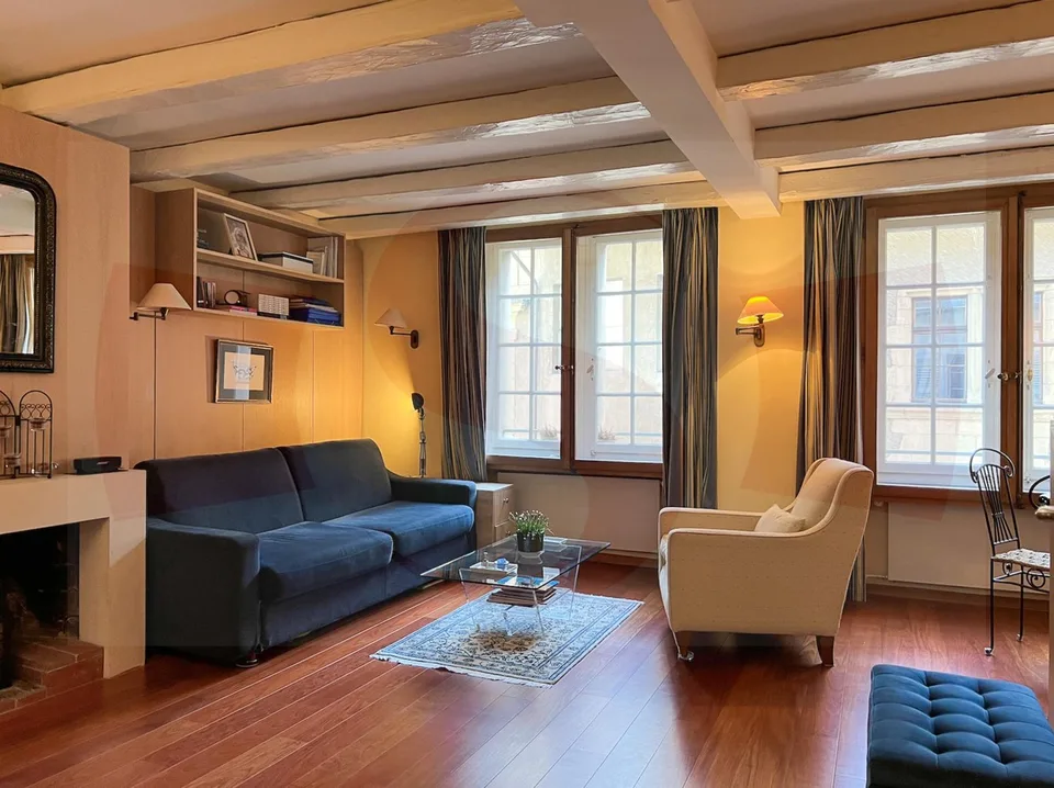 Studio meublé à louer en vieille-ville – photo 2 sur 5
