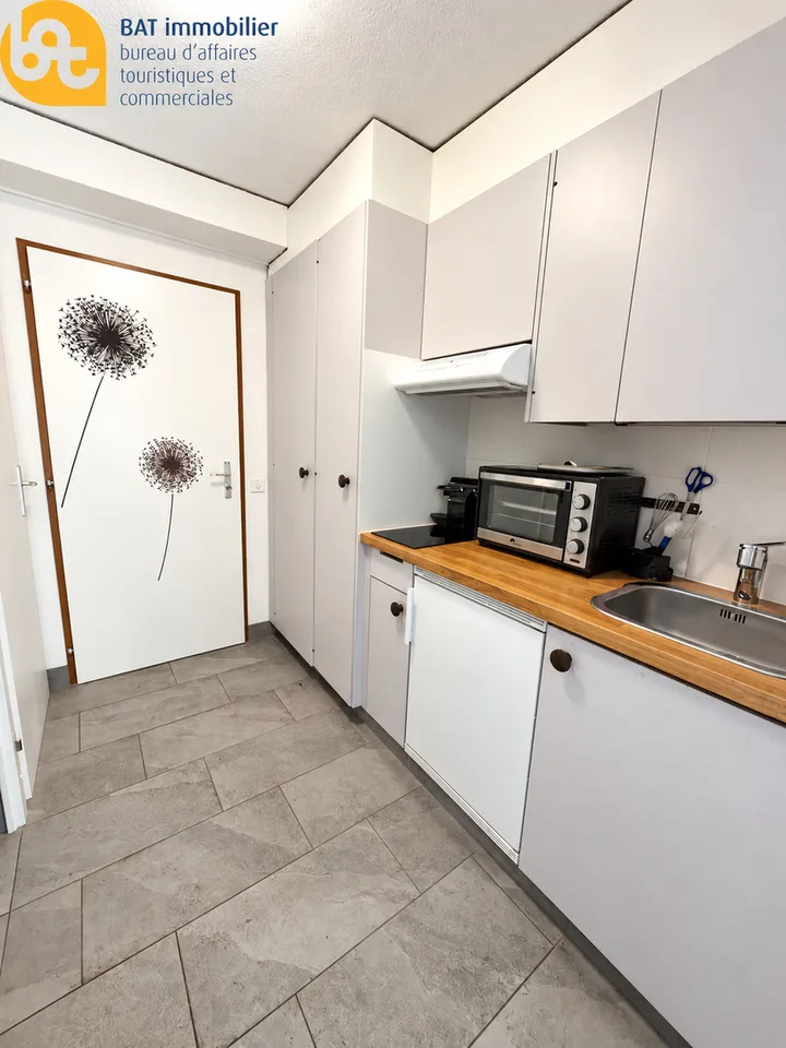 Vercorin - Zwei verbundene Studios mit nach Süden ausgerichteter Terrasse, flexible Nutzung und Mietrendite – Foto 4 von 7