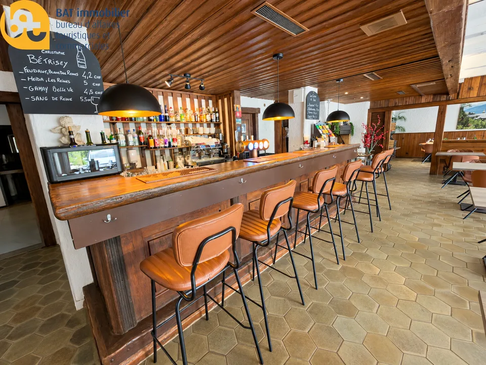 Café-Restaurant Le Margueron - Zentrale Lage in Vercorin – Foto 8 von 13