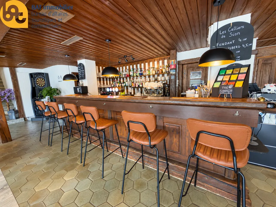 Café-Restaurant Le Margueron - Zentrale Lage in Vercorin – Foto 9 von 13
