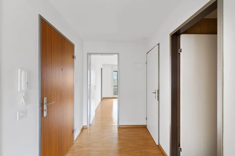 Grosszügigie 2 1/2-Zimmerwohnung – Foto 5 von 13