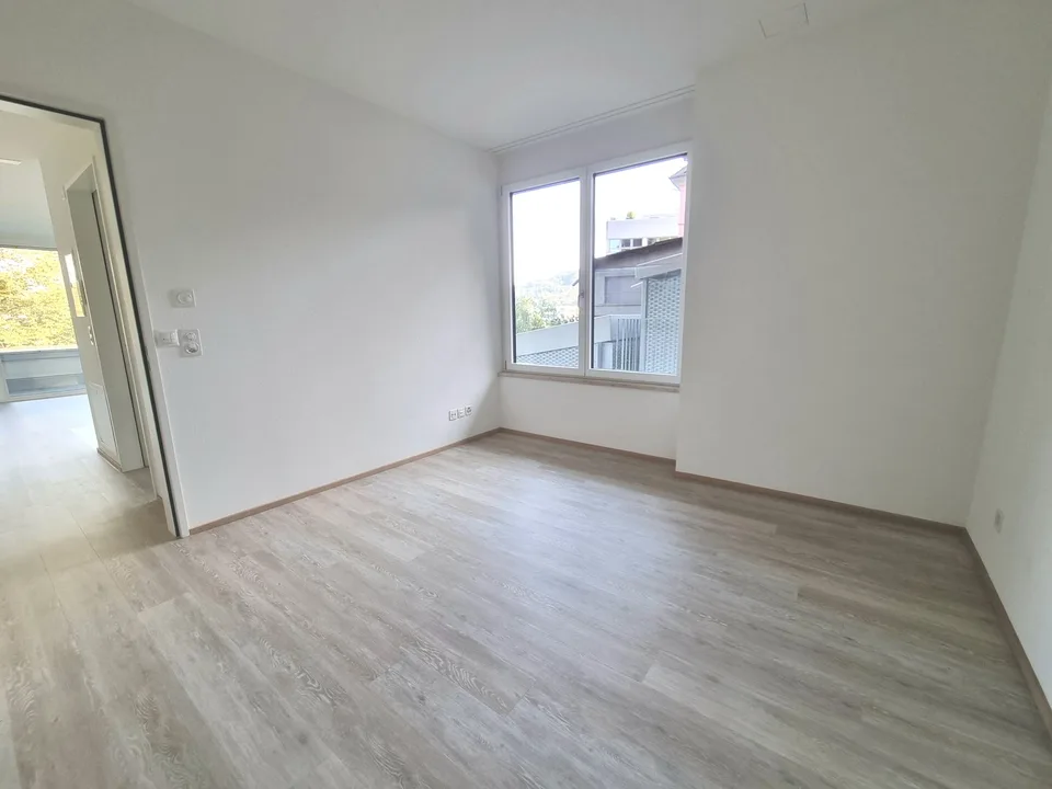lichtdurchflutete 2.5 Zimmerwohnung zu vermieten – Foto 8 von 10