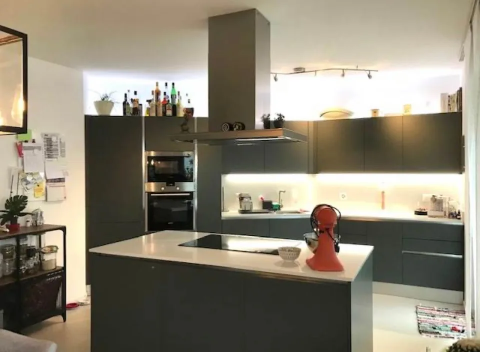 Villa jumelée exclusive de haut standing avec jardin – photo 8 sur 13