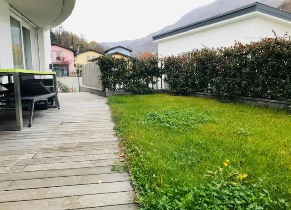 Villa jumelée exclusive de haut standing avec jardin – photo 7 sur 13