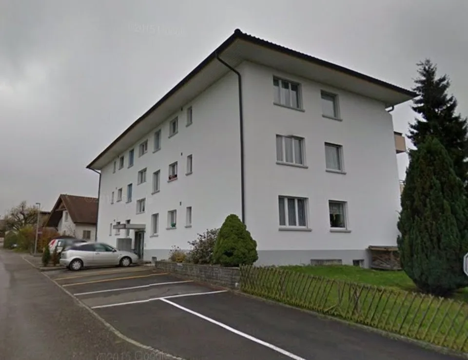 Place de stationnement à louer à Schafisheim – photo 2 sur 2