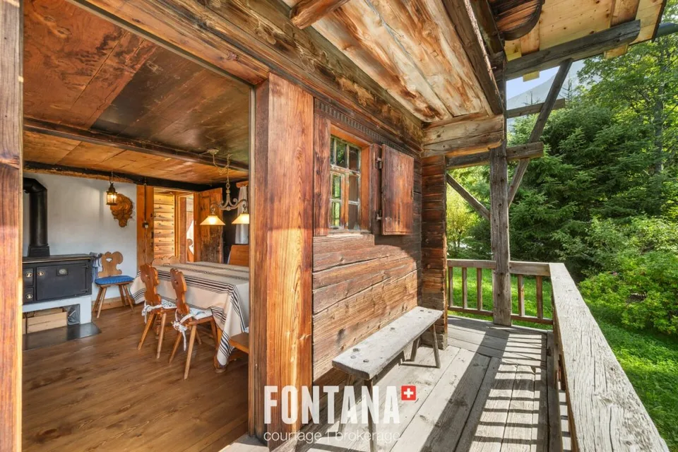 AUTHENTIC CHALET DATING FROM 1840 - LES DIABLERETS – photo 7 of 30