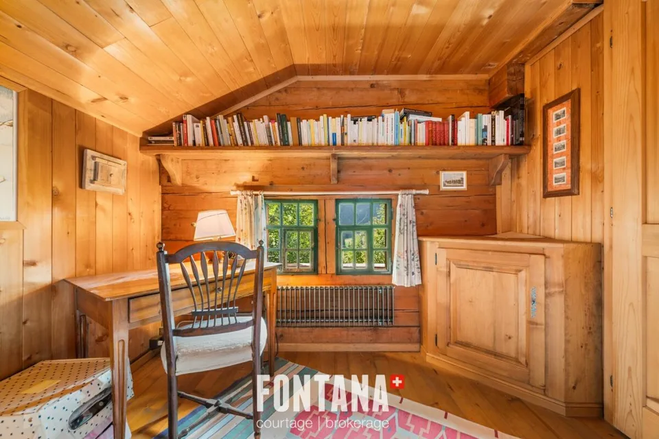 AUTHENTIC CHALET DATING FROM 1840 - LES DIABLERETS – photo 23 of 30