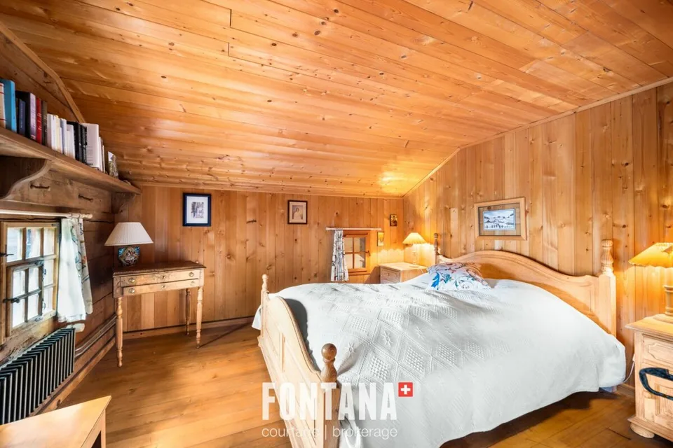 AUTHENTIC CHALET DATING FROM 1840 - LES DIABLERETS – photo 21 of 30