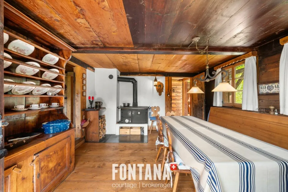 AUTHENTIC CHALET DATING FROM 1840 - LES DIABLERETS – photo 5 of 30