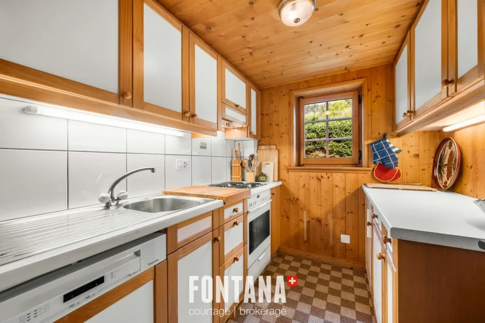 AUTHENTIC CHALET DATING FROM 1840 - LES DIABLERETS – photo 11 of 30